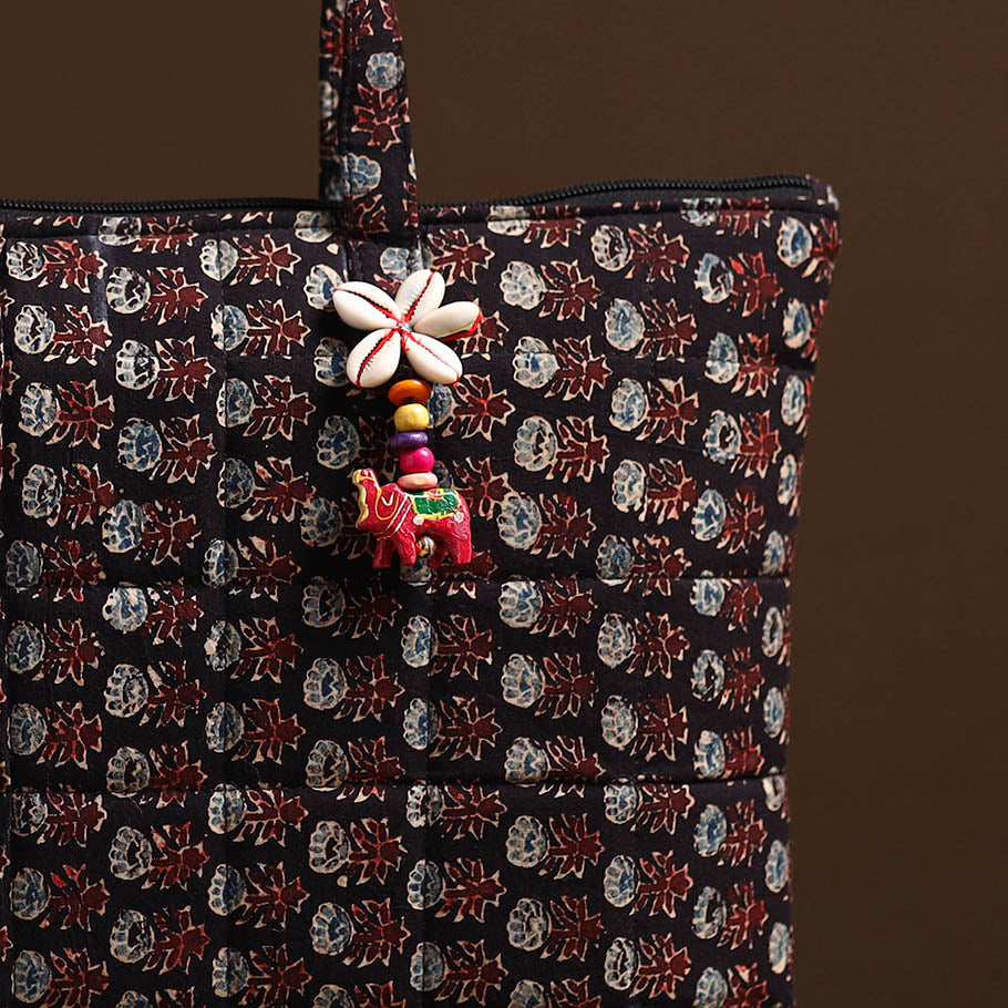 Multicolor Handcrafted Quilted Cotton Hand Bag 05