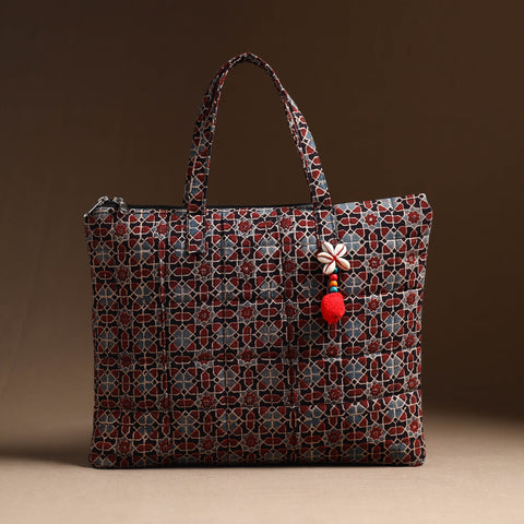 Multicolor Handcrafted Quilted Cotton Hand Bag 20