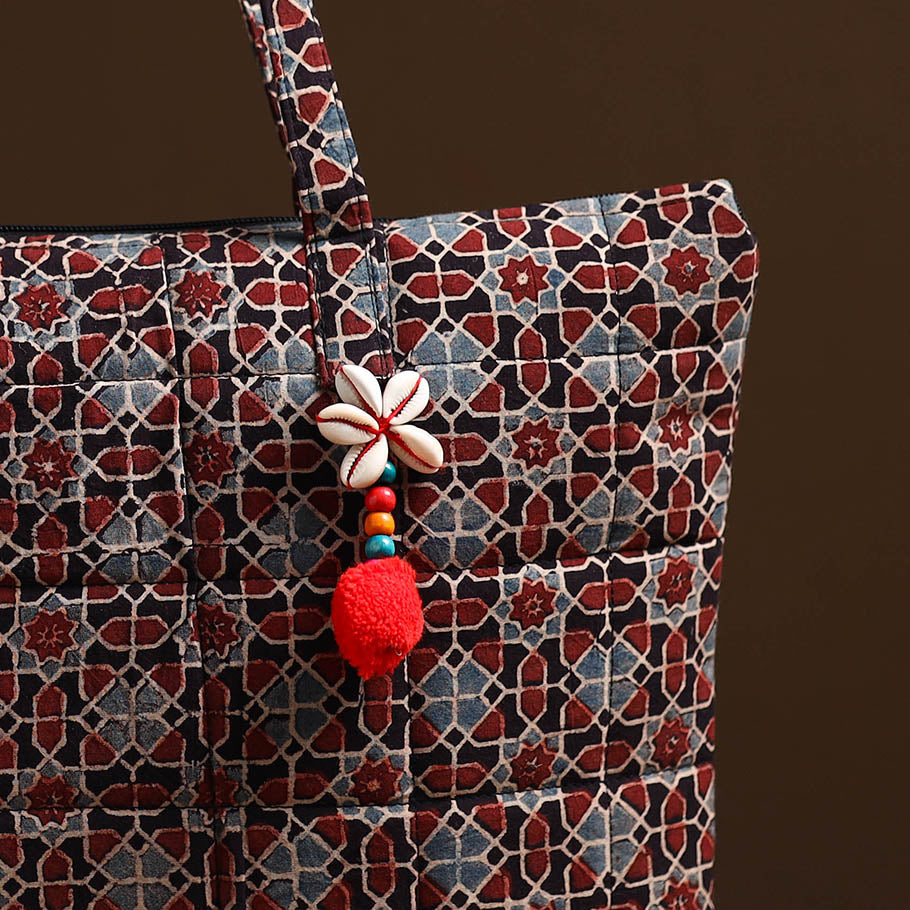 Multicolor Handcrafted Quilted Cotton Hand Bag 20