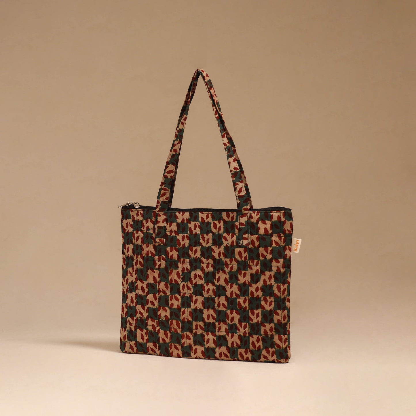 Handcrafted quilted handbag 19