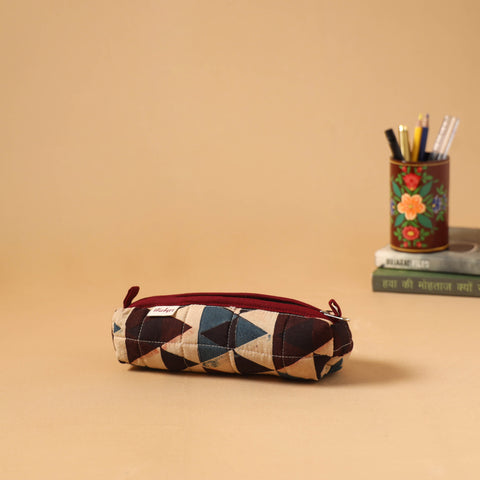 Handcrafted quilted pencil pouch 08