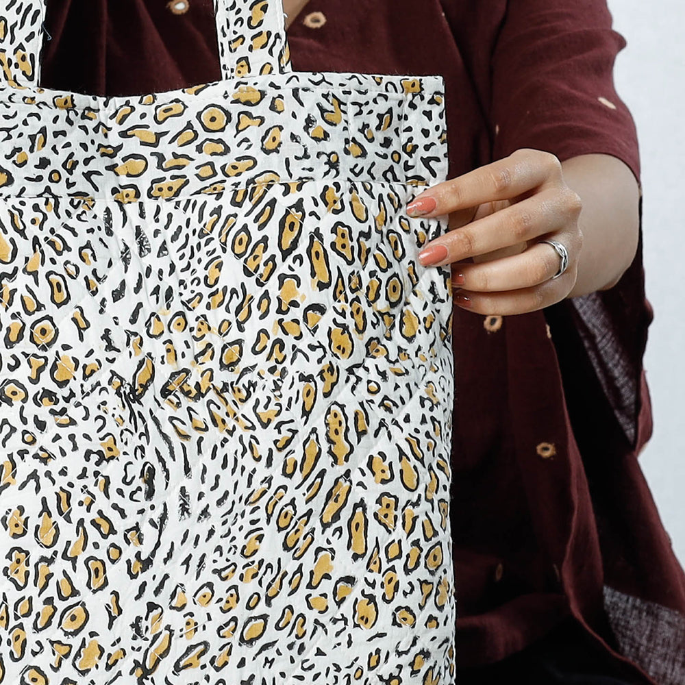 Multicolor - Handcrafted Quilted Sanganeri Block Printed Shoulder Bag