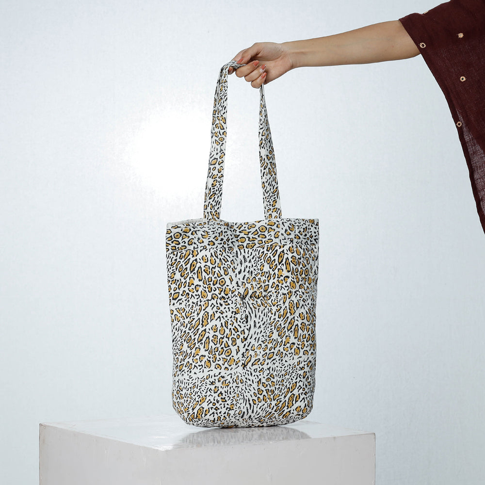 Multicolor - Handcrafted Quilted Sanganeri Block Printed Shoulder Bag