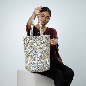 Multicolor - Handcrafted Quilted Sanganeri Block Printed Shoulder Bag