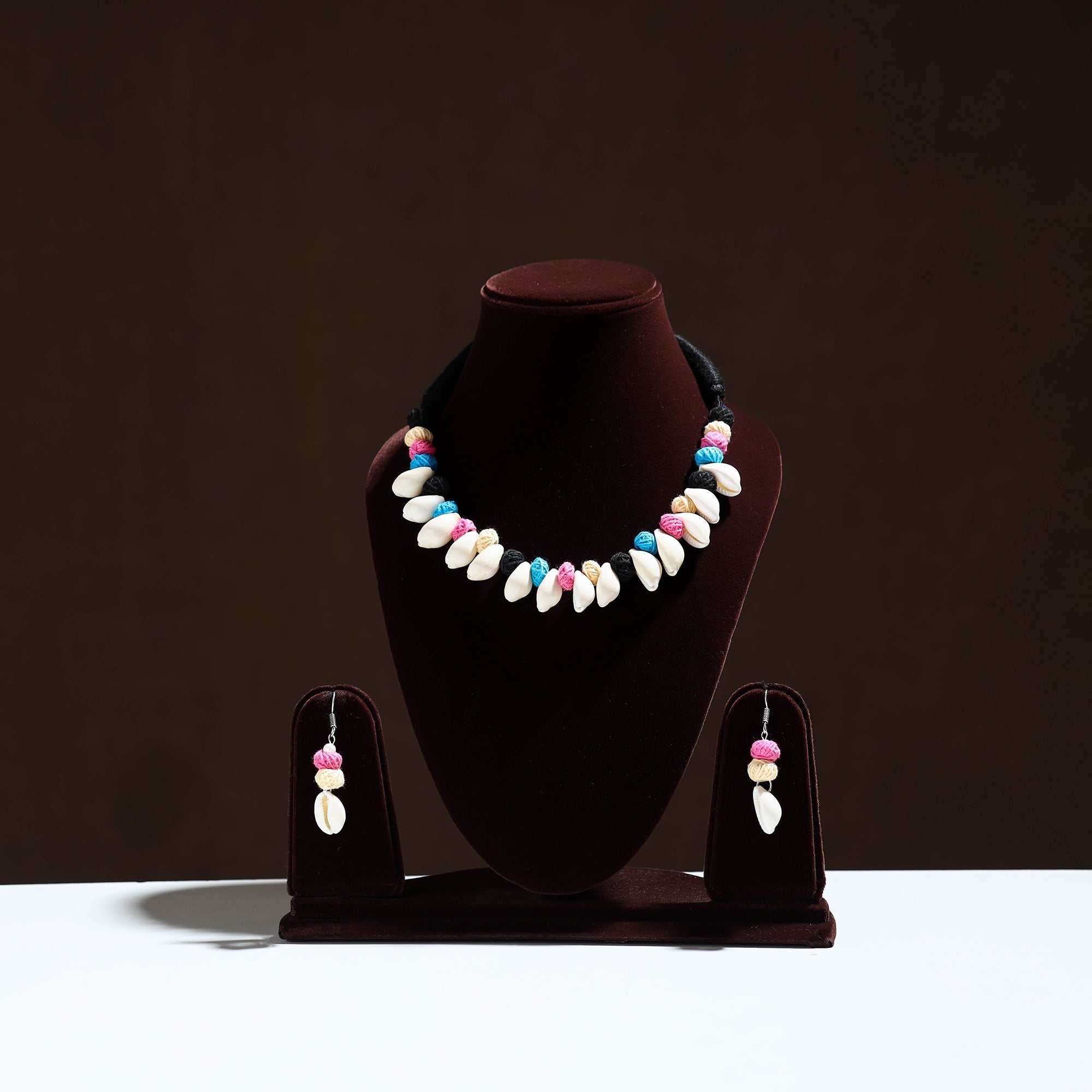 Handcrafted Shell & Thread Work Necklace Set 