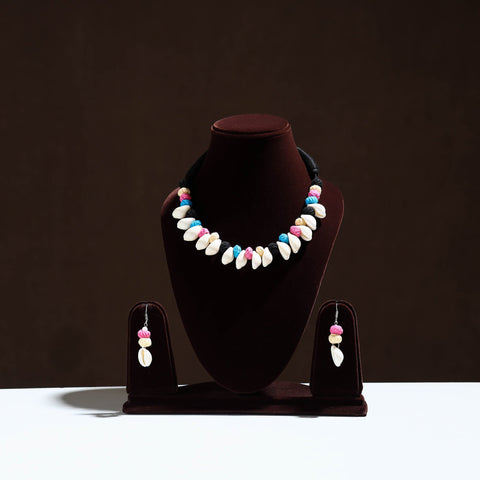 Handcrafted Shell & Thread Work Necklace Set 
