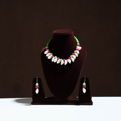 Multicolor - handcrafted shell & thread work necklace set 19