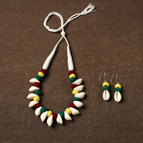 Multicolor - handcrafted shell & thread work necklace set 22
