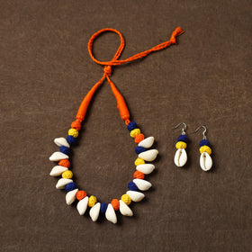 Multicolor - handcrafted shell & thread work necklace set 26