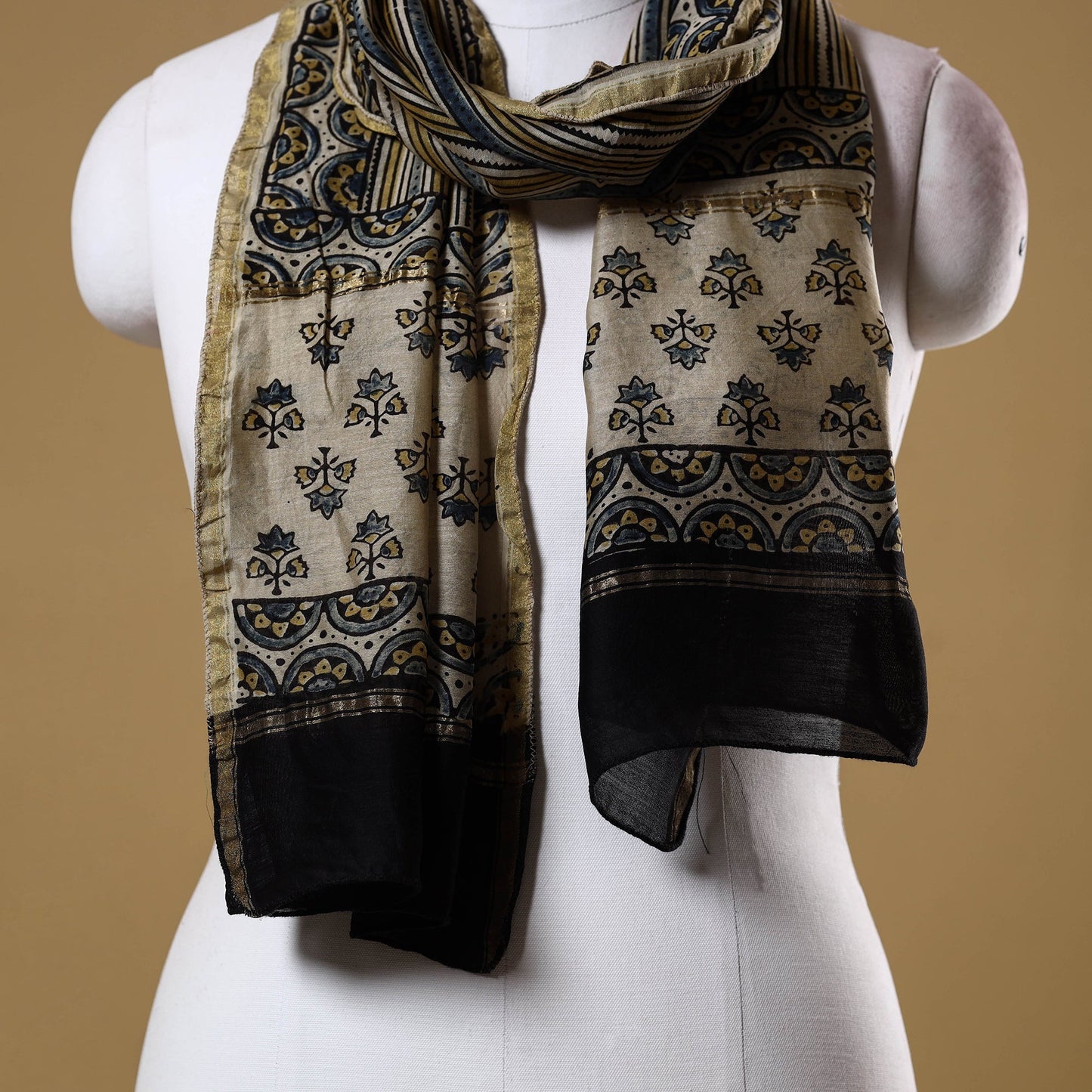 Handloom chanderi silk natural dyed stole 07 - handcrafted