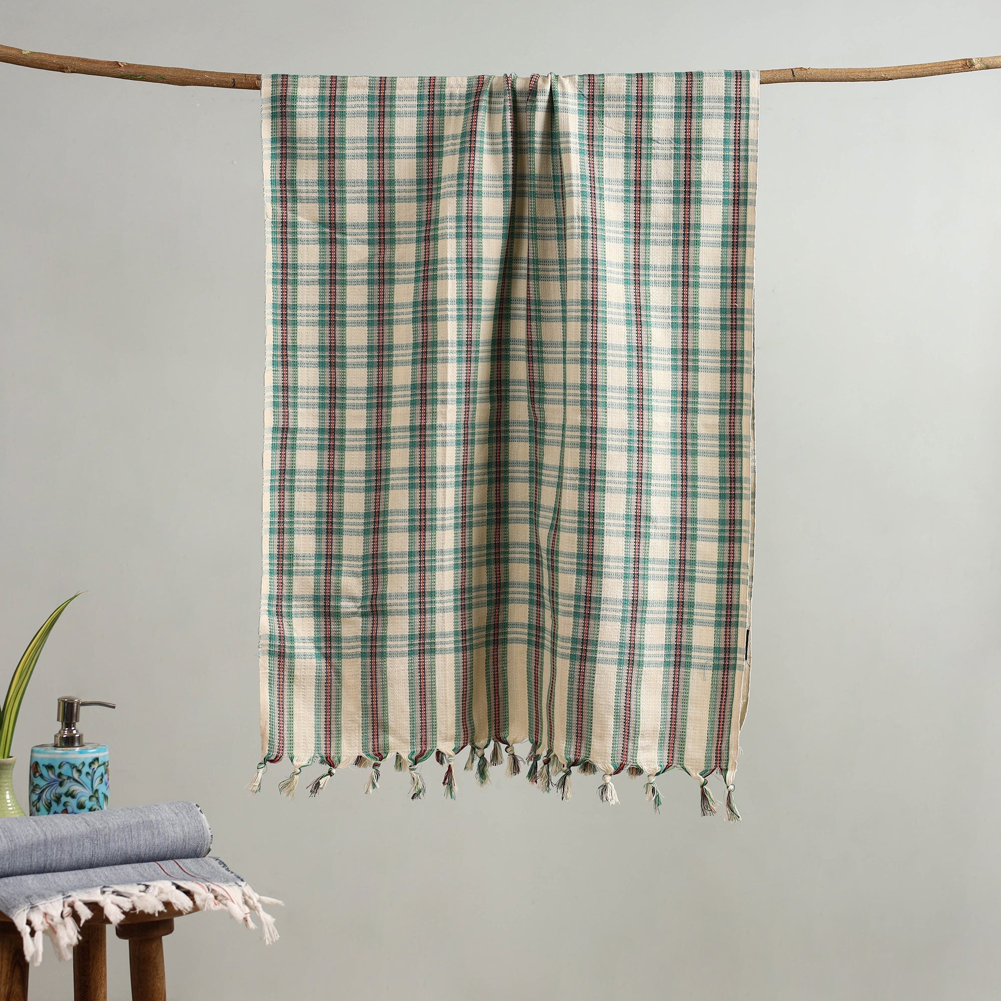 Buy Handloom Fine Cotton Checks Bath Towel