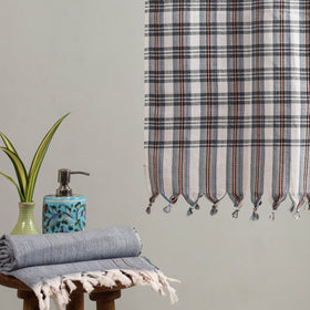 Multicolor - handloom fine cotton checks bath towel 33