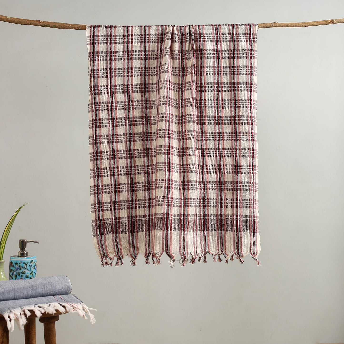 Multicolor - handloom fine cotton checks bath towel 47