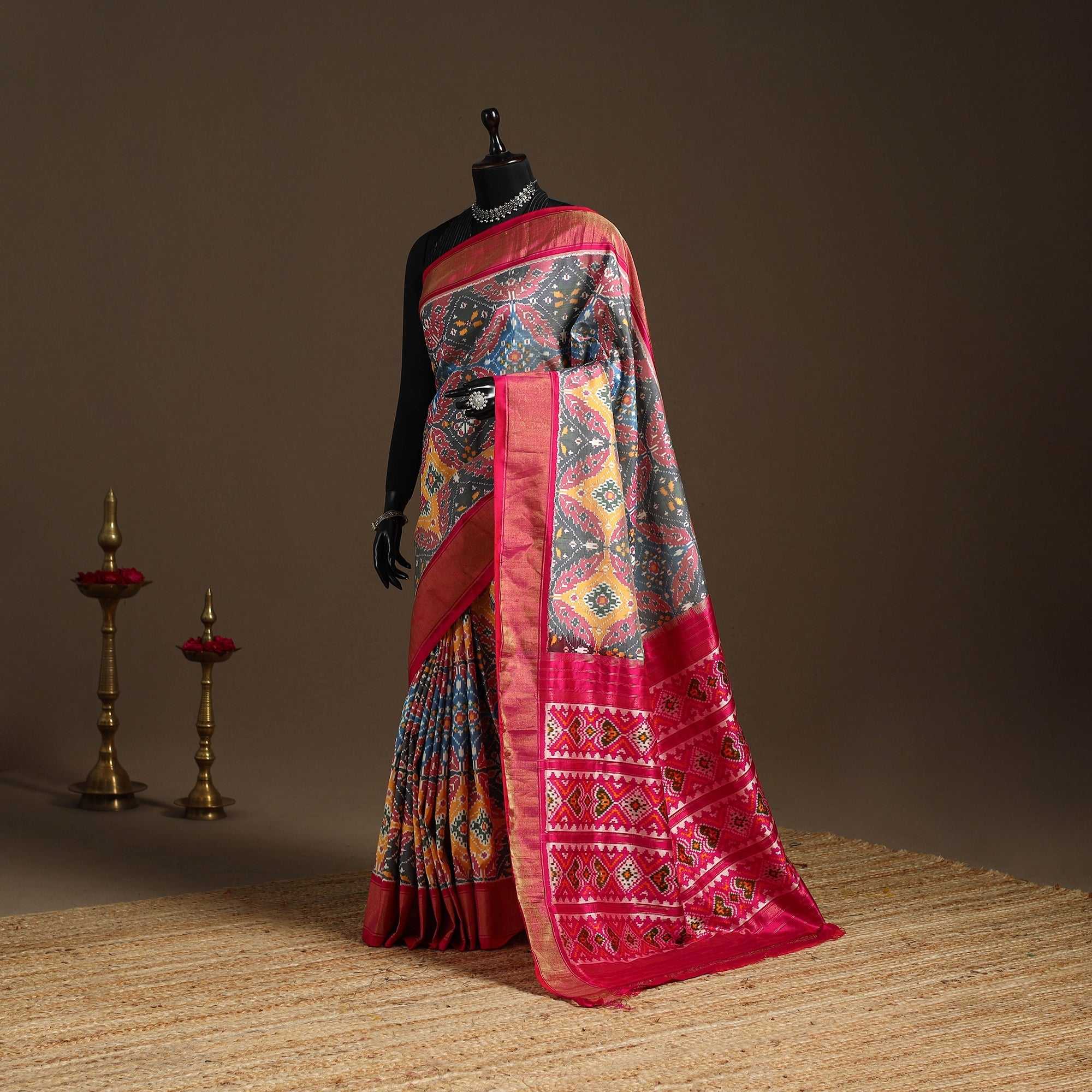 Handloom mulberry silk patola ikat pochampally saree 12