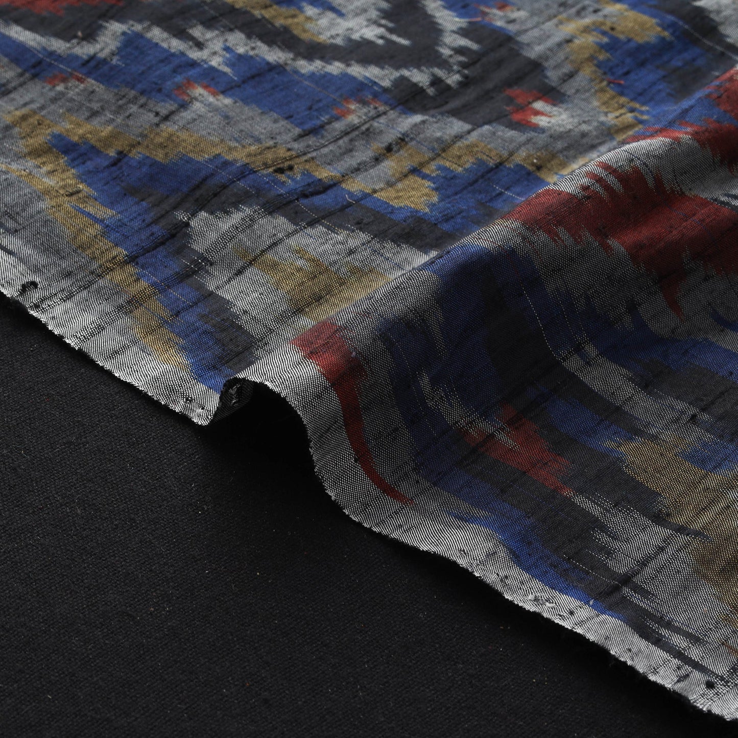 Handloom raw silk pochampally ikat fabric 02 - handcrafted