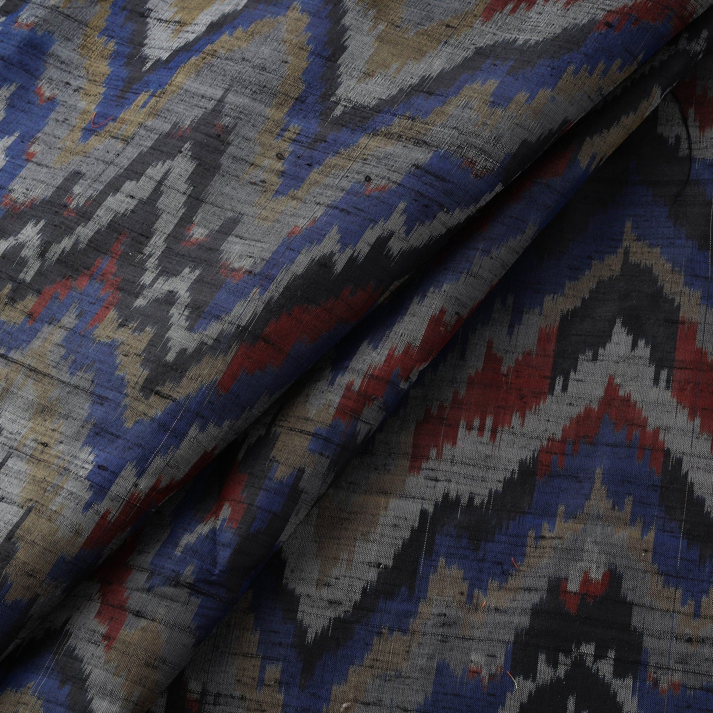 Handloom raw silk pochampally ikat fabric 02 - handcrafted
