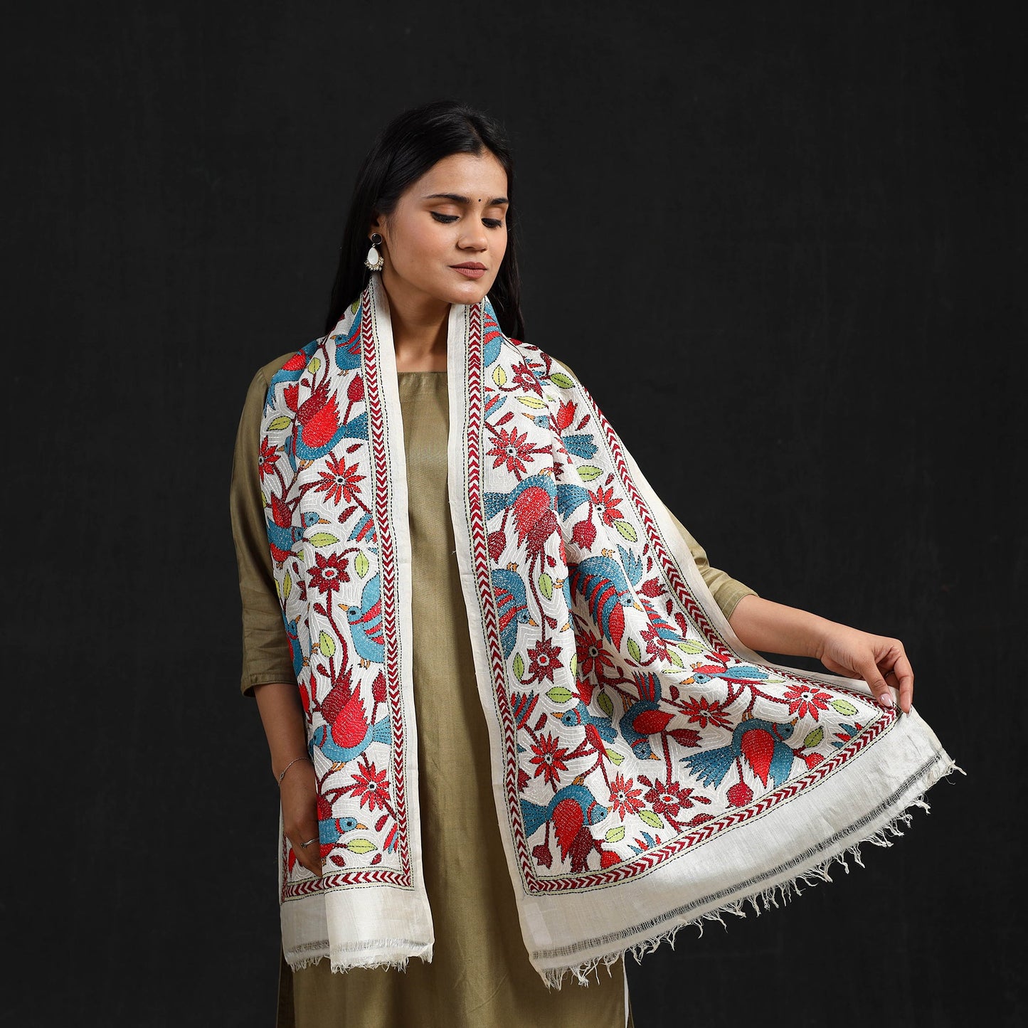 Buy Multicolor Handloom Tussar Silk Bengal Kantha Work Stole