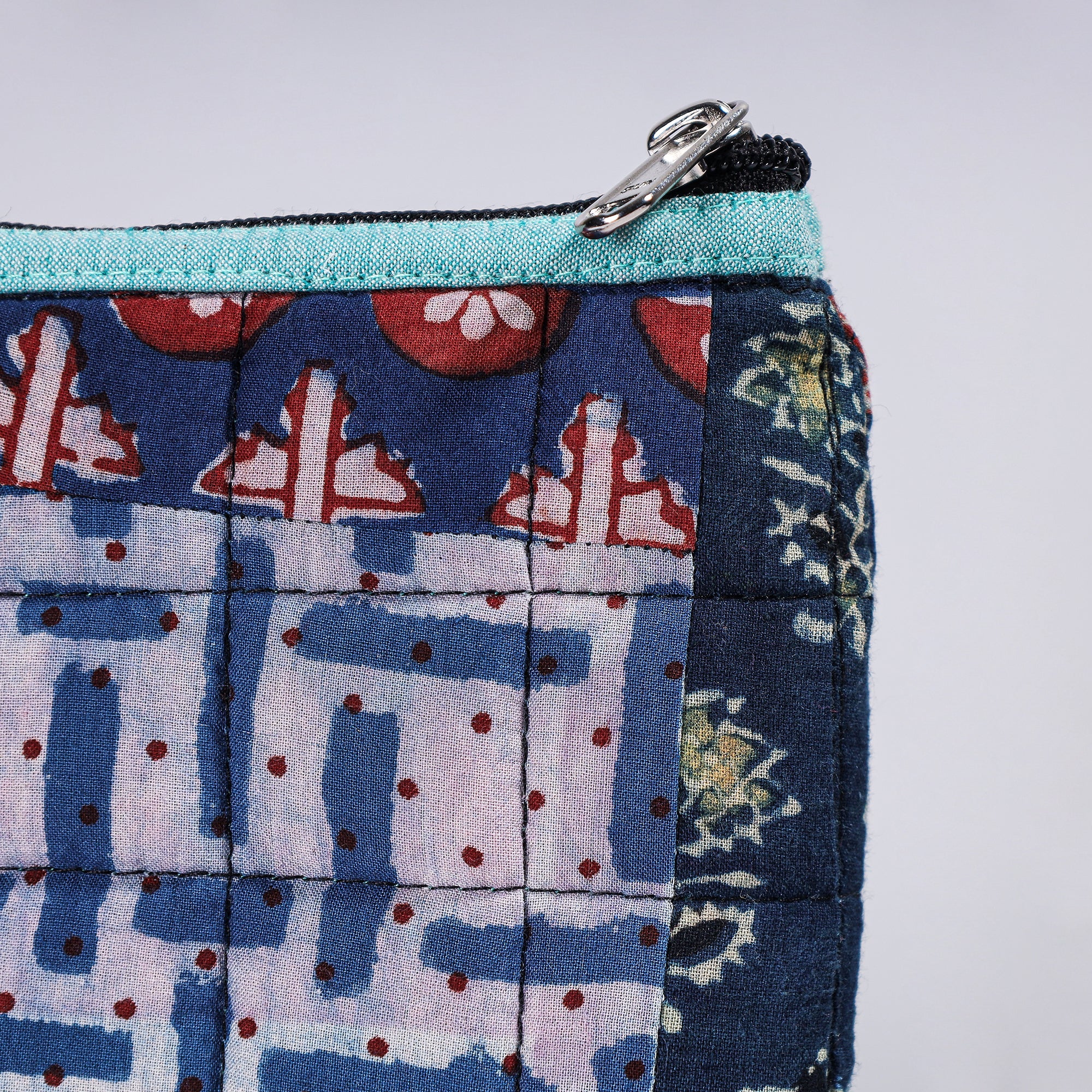  Handmade Cotton Fabric Quilted Patchwork Utility Pouch 