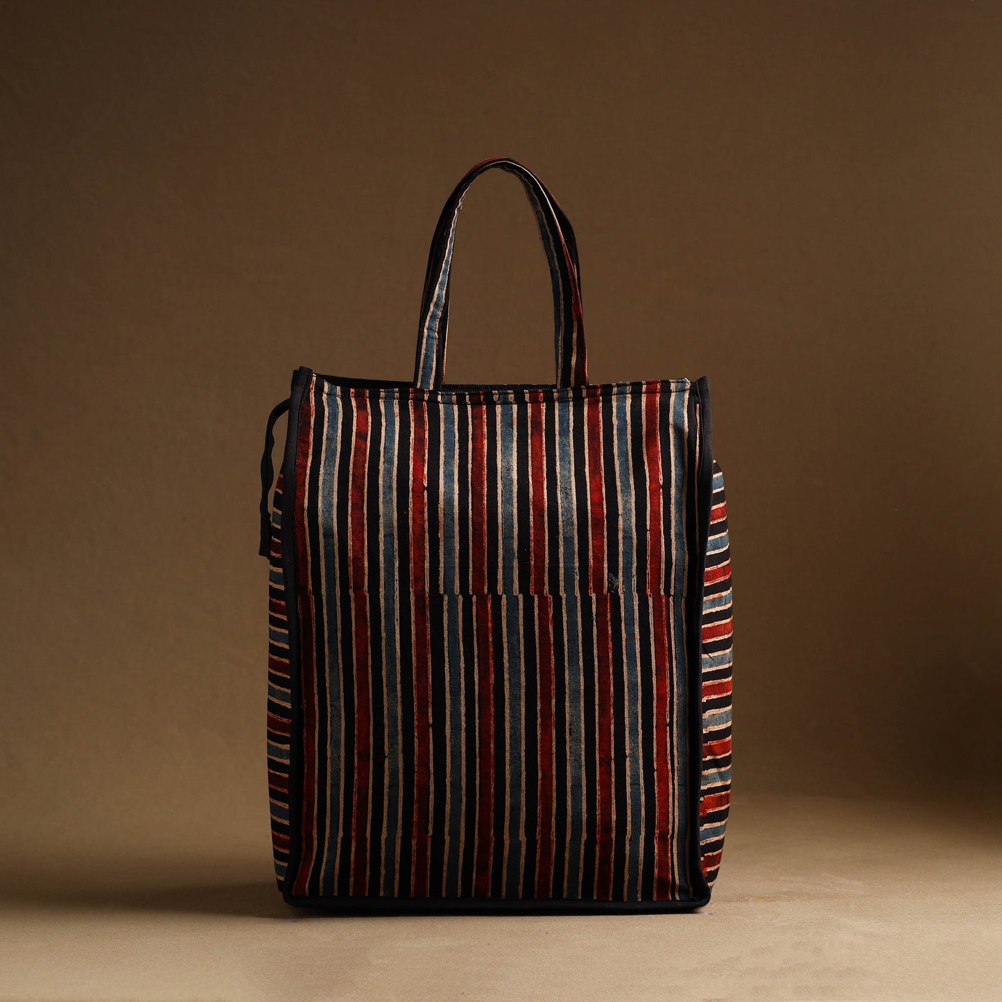 Multicolor Handmade And Durable Cotton Shopping Hand Bag 