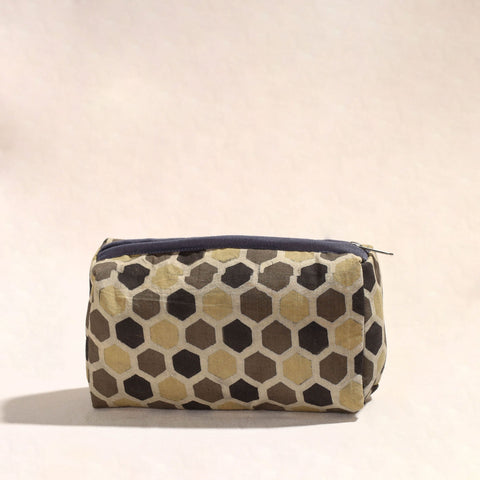  Handmade Cotton Toiletry Pouch  13 nline 