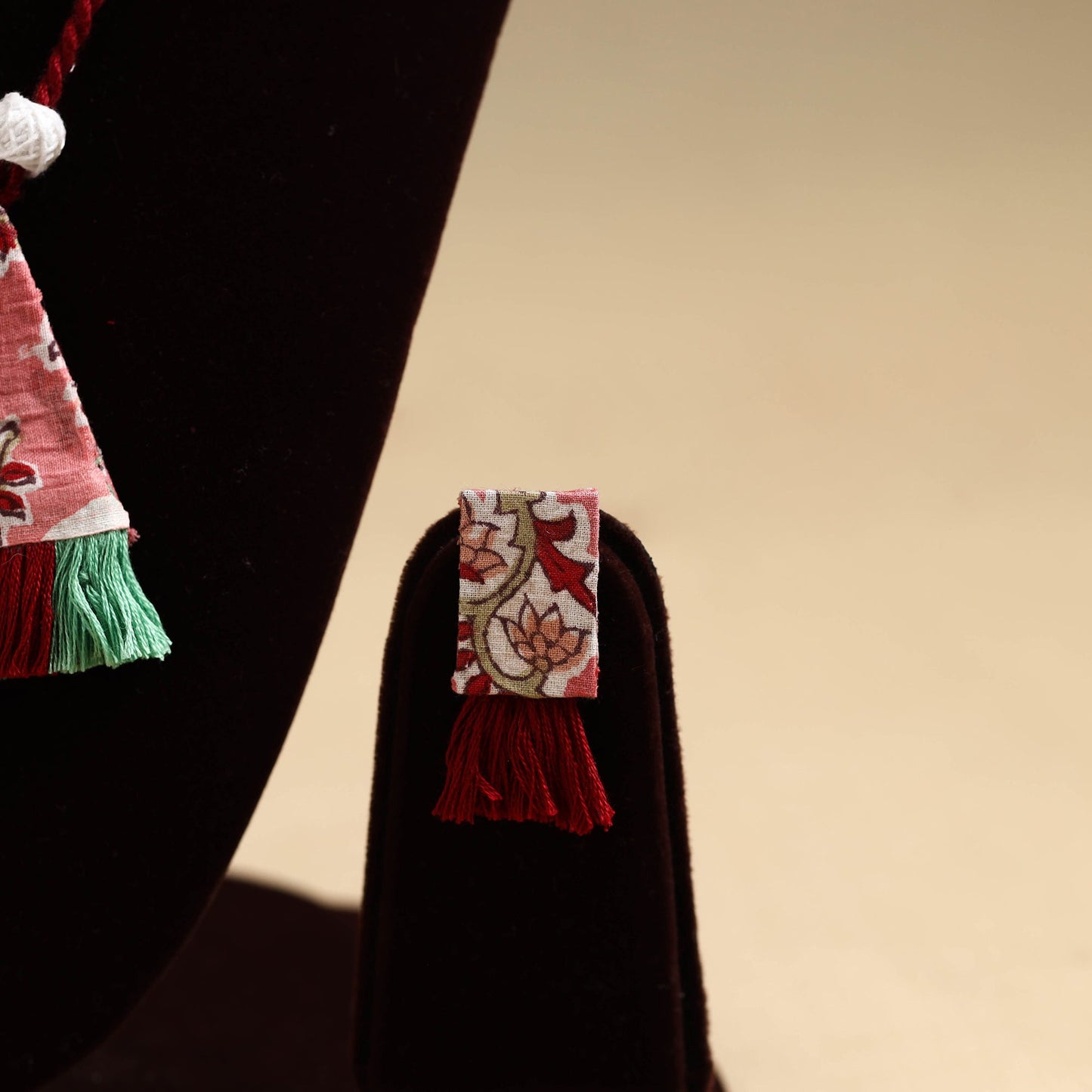 Buy Handmade Fabart Necklace Set