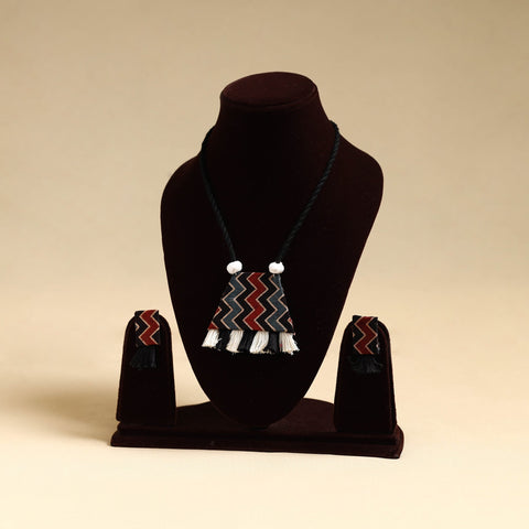 Buy Handmade Fabart Necklace Set