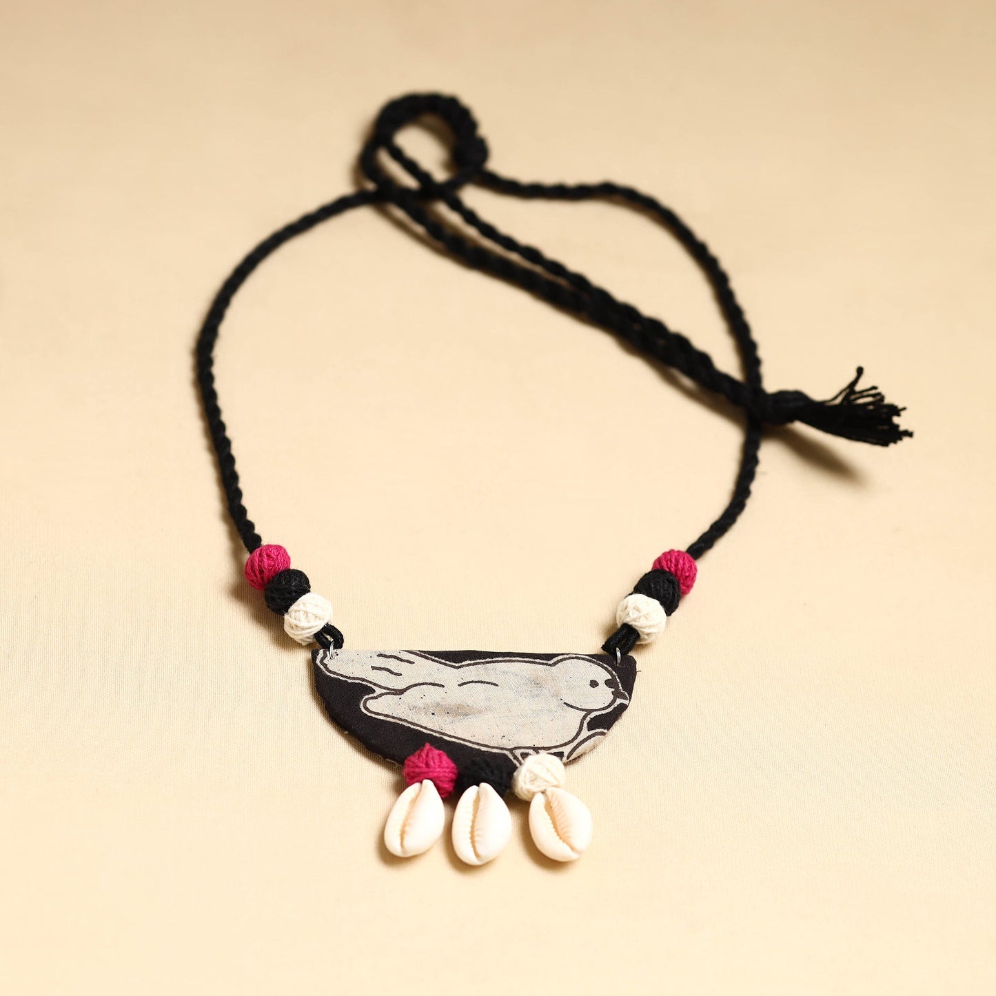 Buy Handmade Fabart Shell Necklace Set