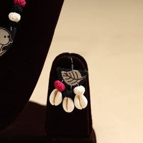 Buy Handmade Fabart Shell Necklace Set