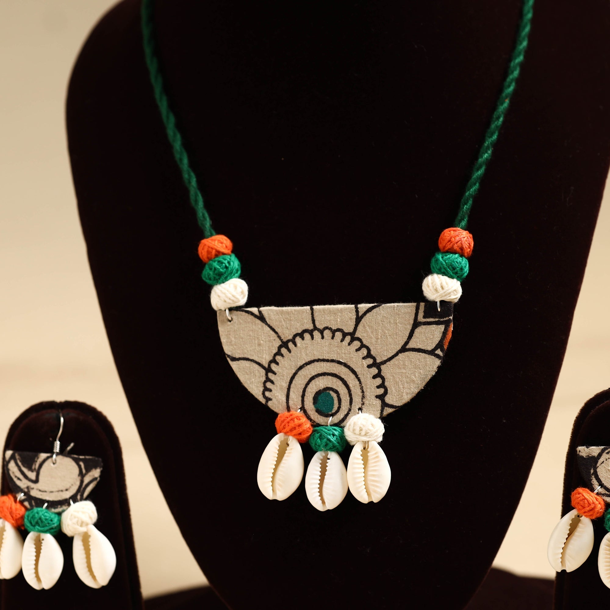 Multicolor - handmade fabart shell necklace set 35