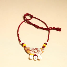 Buy Handmade Fabart Shell Necklace Set