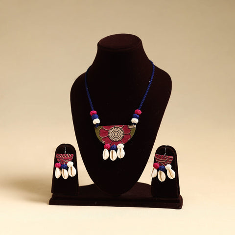 Buy Handmade Fabart Shell Necklace Set