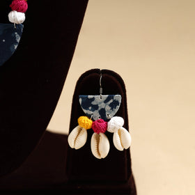 Buy Handmade Fabart Shell Necklace Set