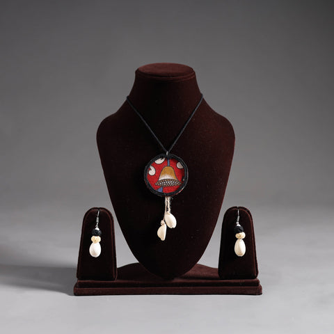 Multicolor - handmade fabart shell work necklace set 14