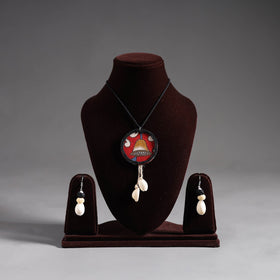 Multicolor - handmade fabart shell work necklace set 14