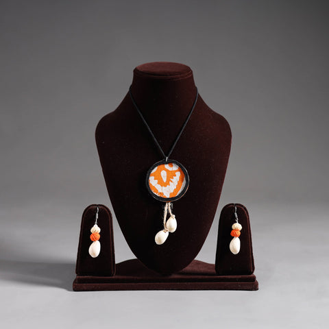 Multicolor - handmade fabart shell work necklace set 19