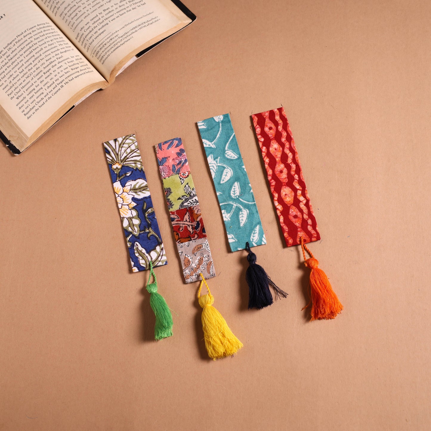 Handmade fabric bookmark with tassel (set of 4) 10