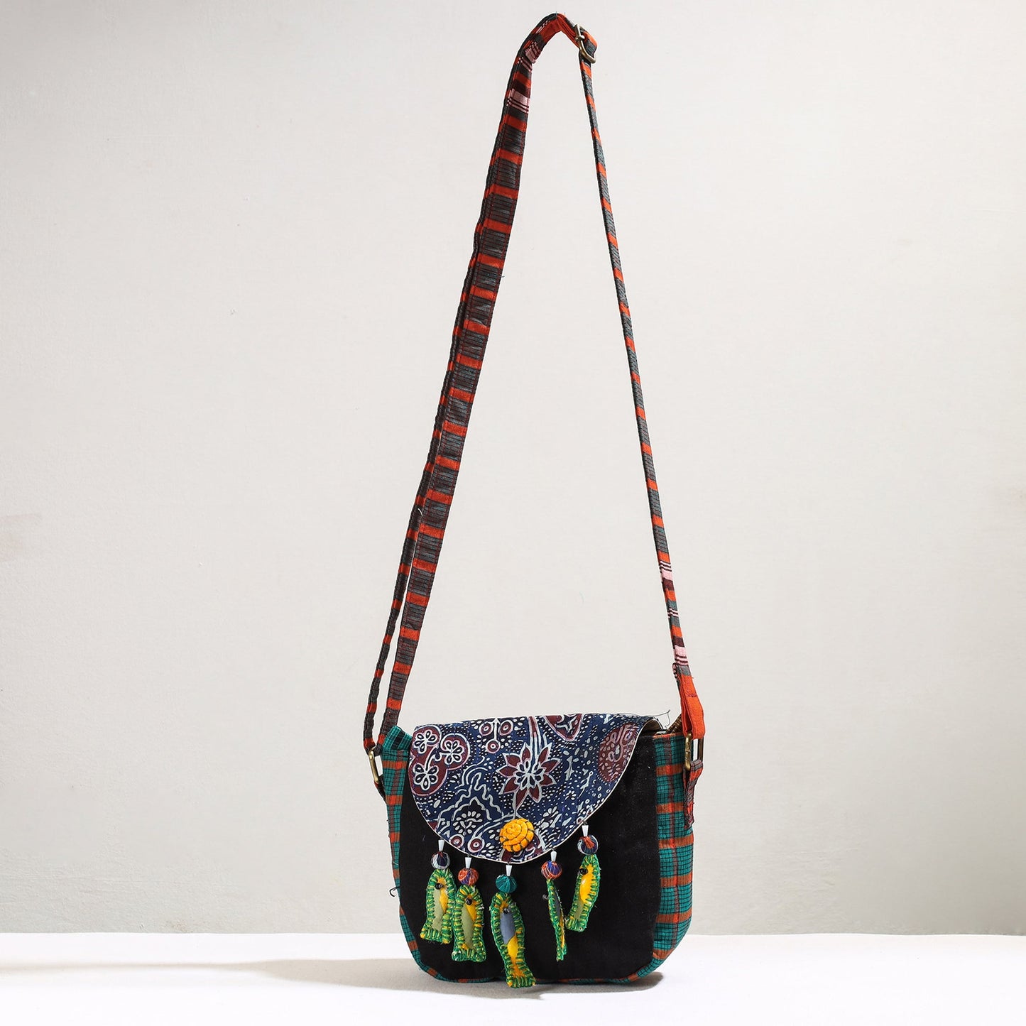 Handmade Gamcha Fabric Kantha Work Canvas Cotton Sling Bag 