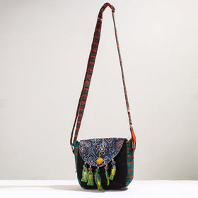  Handmade Gamcha Fabric Kantha Work Canvas Cotton Sling Bag 