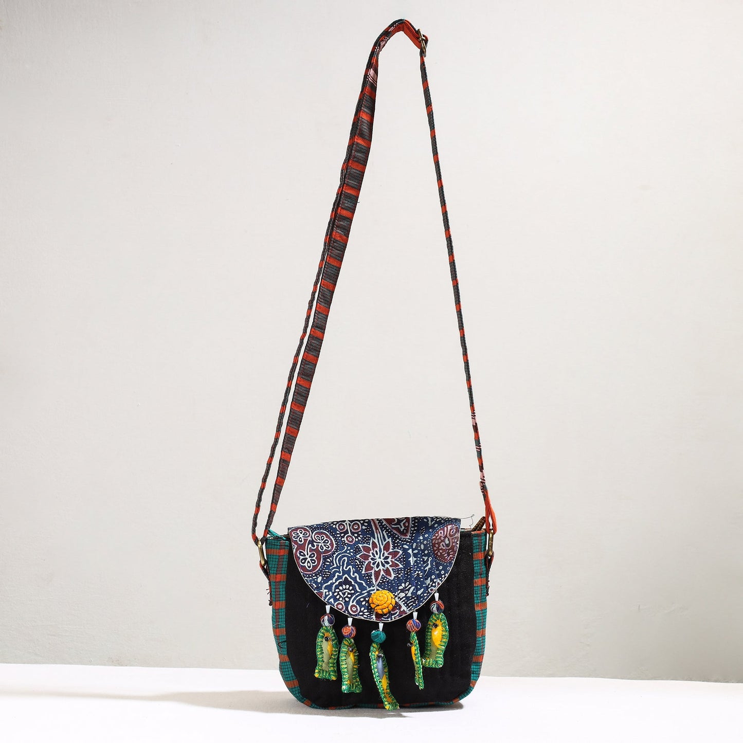  Handmade Gamcha Fabric Kantha Work Canvas Cotton Sling Bag 