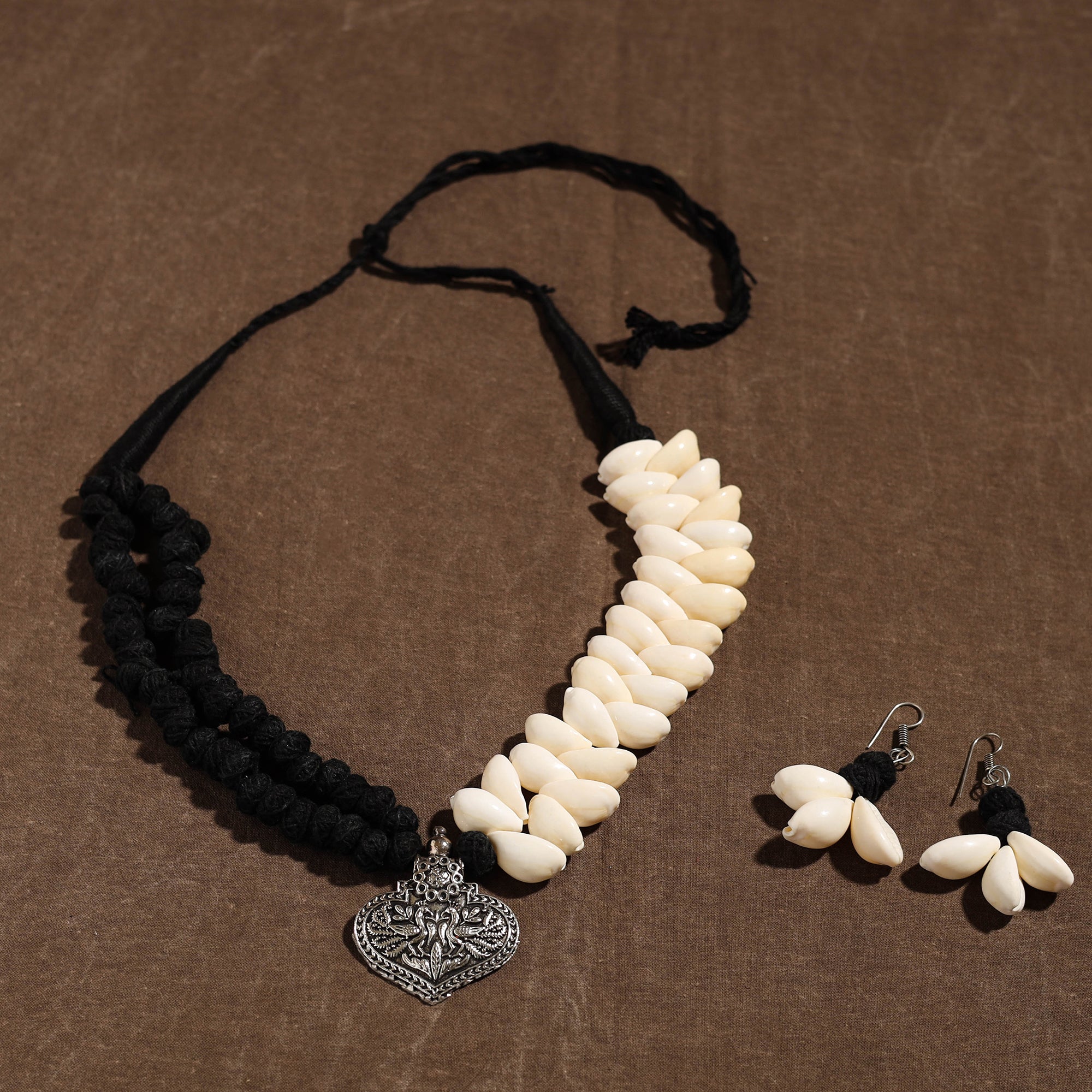  Handmade German Silver Shell Necklace Set