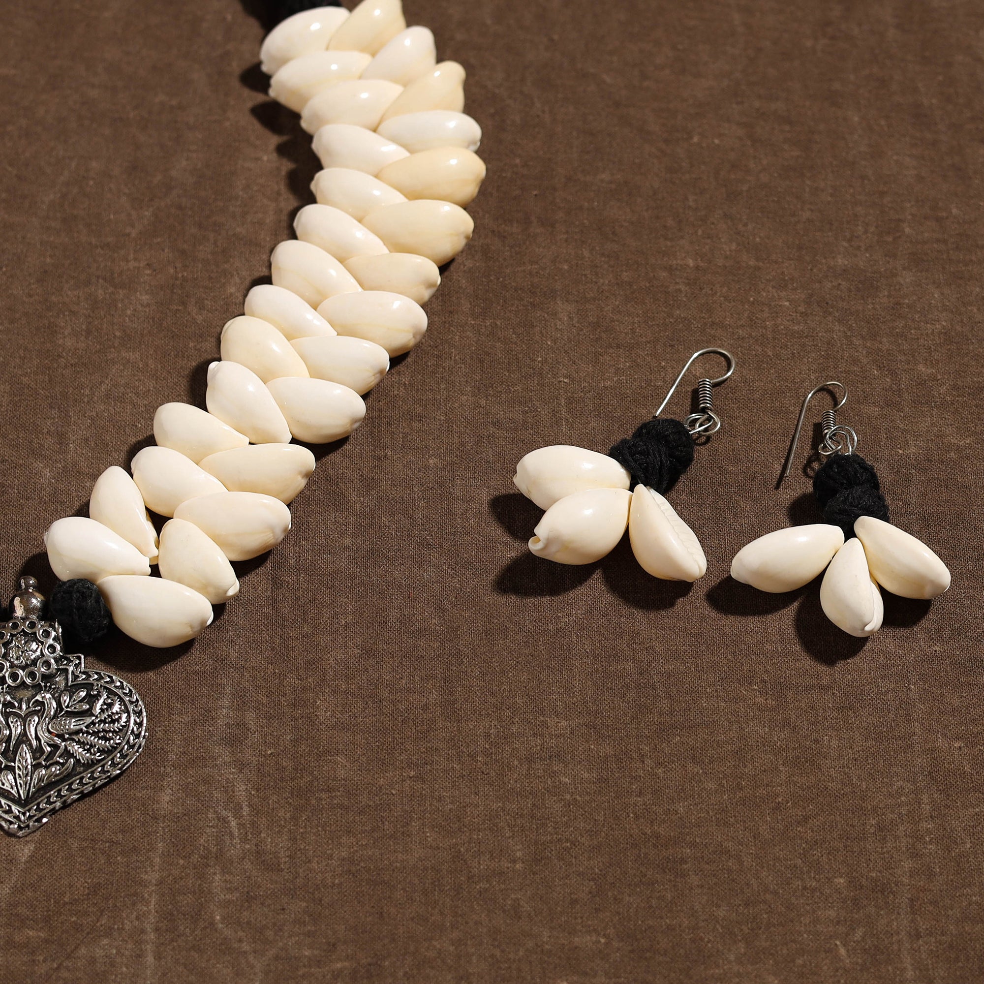  Handmade German Silver Shell Necklace Set