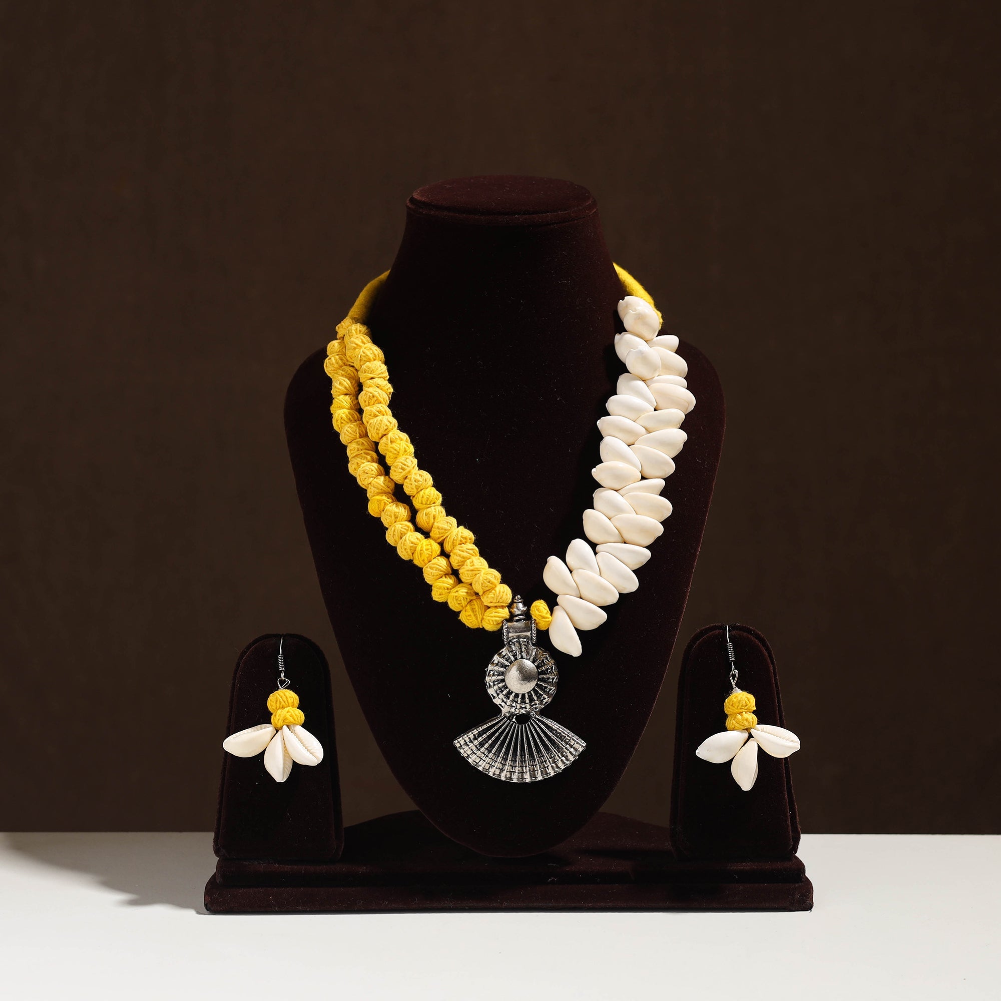 Buy Handmade German Silver Shell Necklace Set