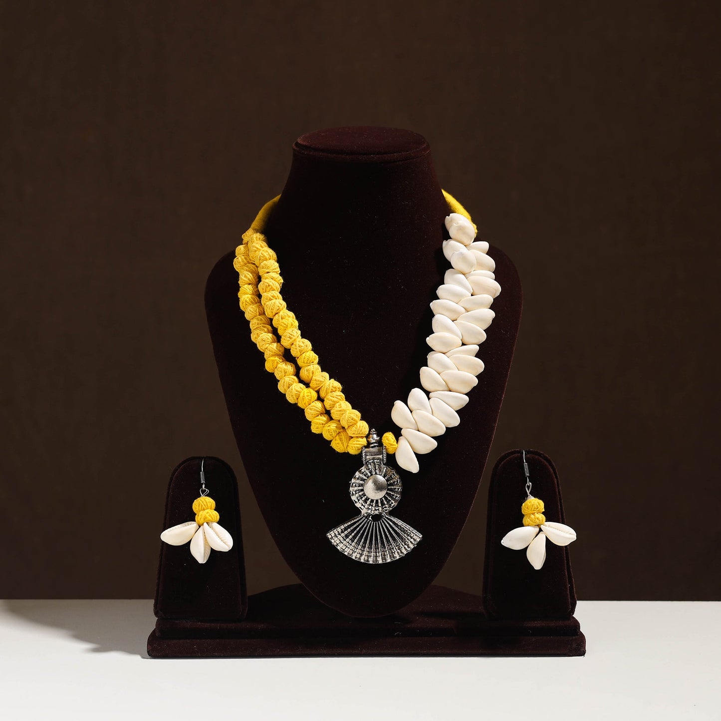 Buy Handmade German Silver Shell Necklace Set