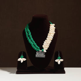 Buy Multicolor Handmade German Silver Shell Necklace Set