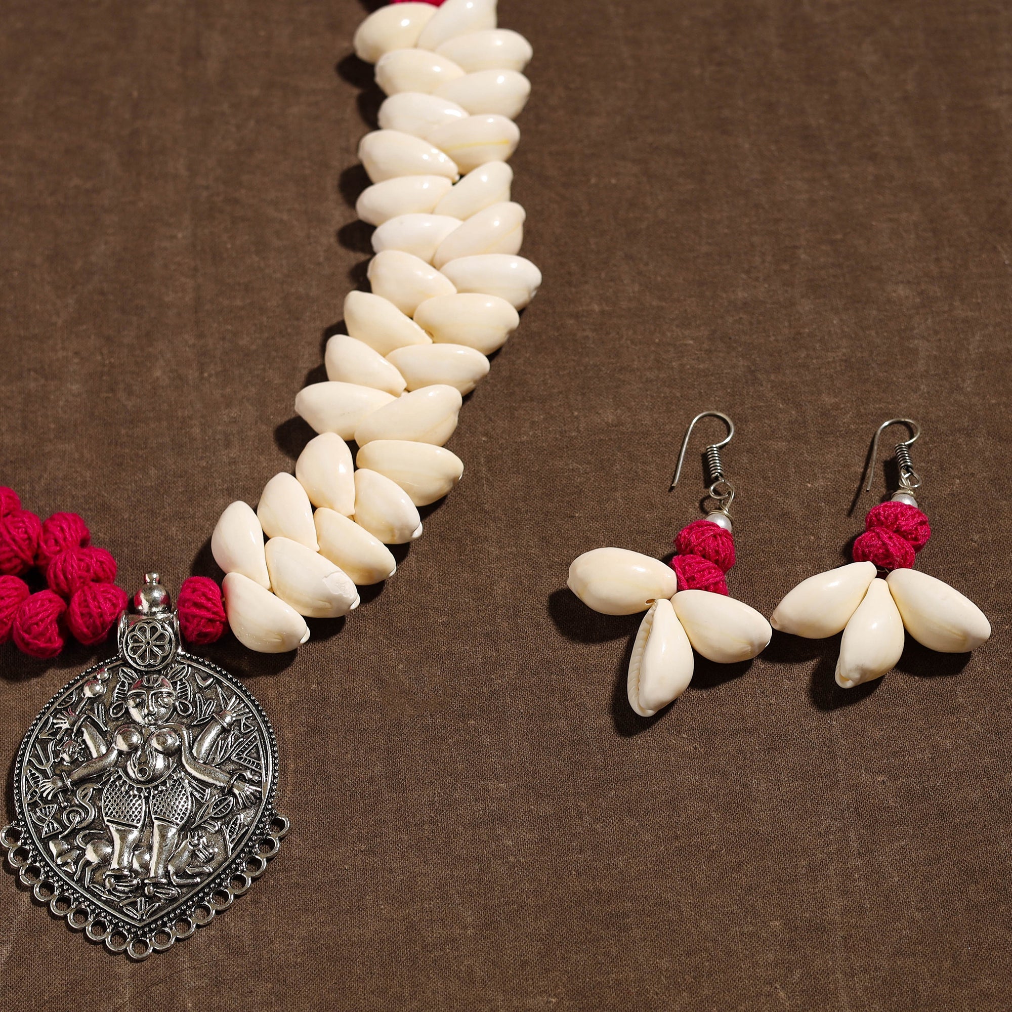 Buy Handmade German Silver Shell Necklace Set