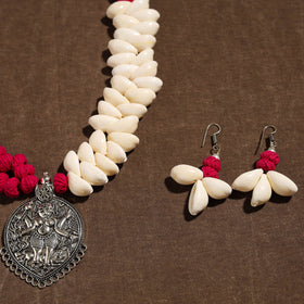 Buy Handmade German Silver Shell Necklace Set