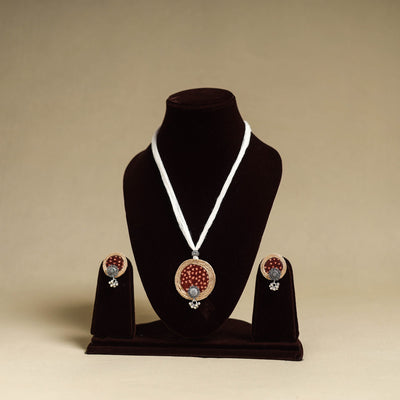 Buy Handmade GS Jute Fabart Necklace Set Online