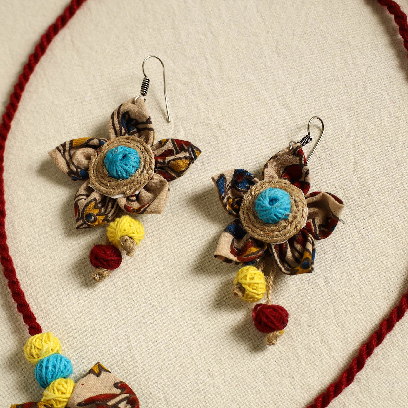 Buy Handmade Jute Fabart Necklace Set