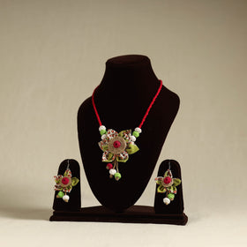 Buy Handmade Jute Fabart Necklace Set