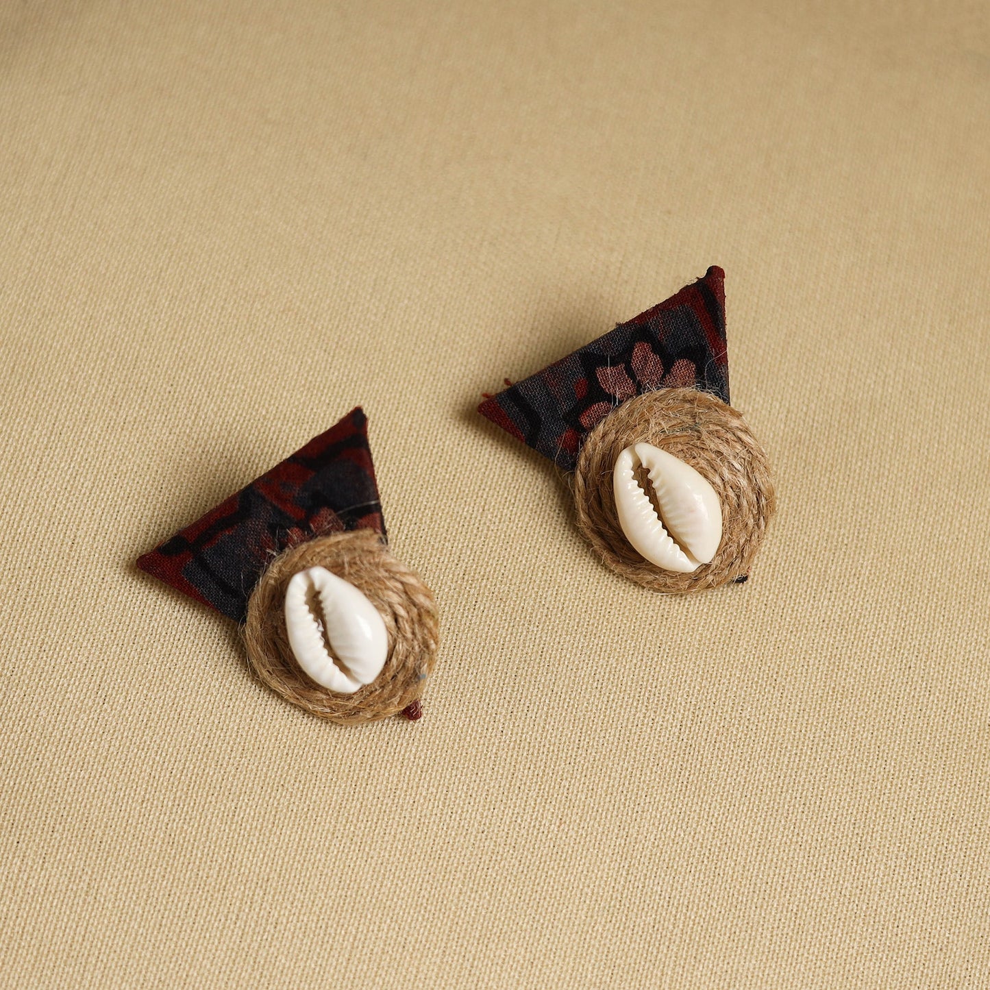 Buy Handmade Jute Fabart Necklace Set